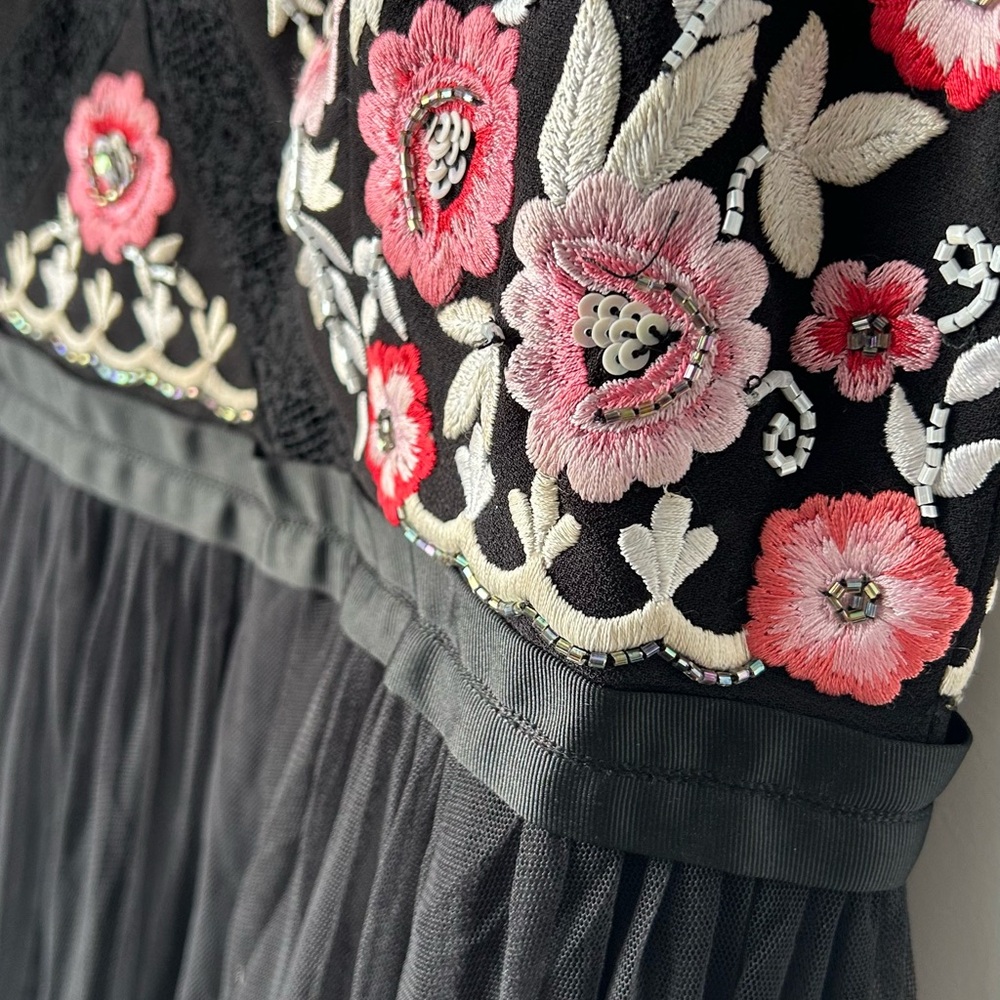 Needle an thread Elegant Black and Pink Embroidered Dress prom bridesmaid dress - Picture 3 of 16